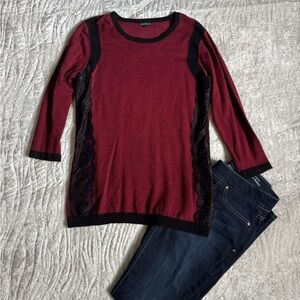 Like New!🔥 Hannah Burgundy 3/4 Sleeve Knit Top with Black Lace Trim